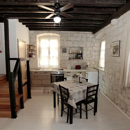 Apartment Tragurium *