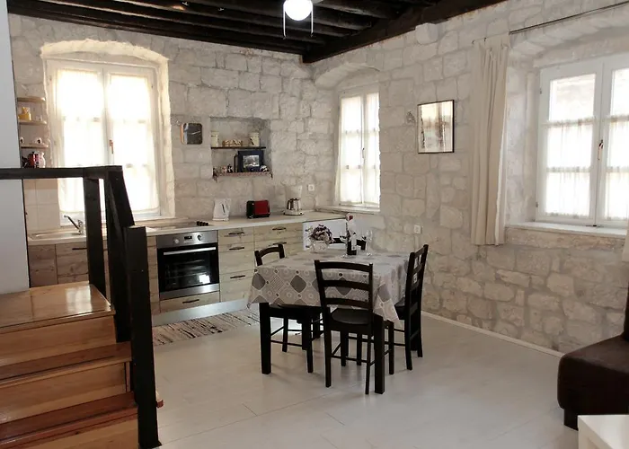 Tragurium Apartment Trogir