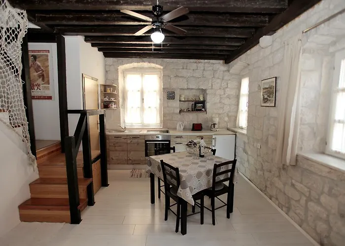 Apartment Tragurium *