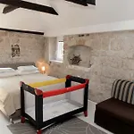 Apartment Tragurium